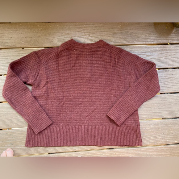 Everlane ReCashmere Belgian-Waffle Henley Sweater - Picture 13 of 13